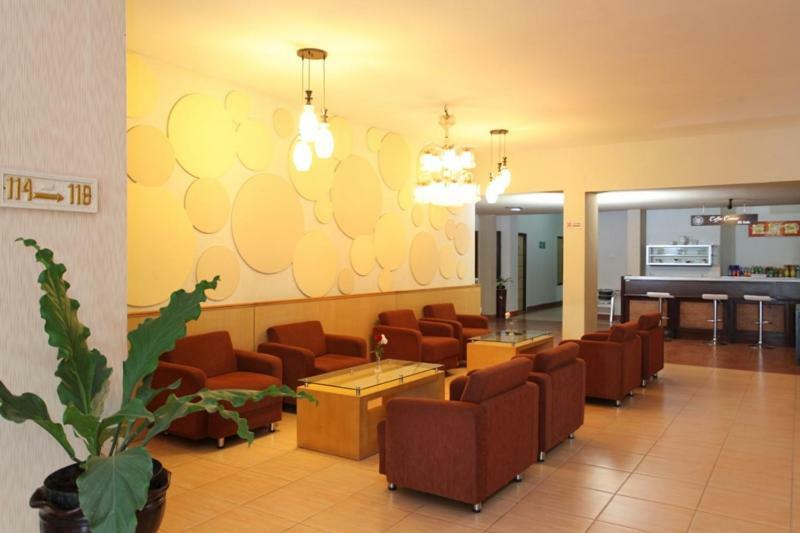University Club Kejayan ภายนอก รูปภาพ